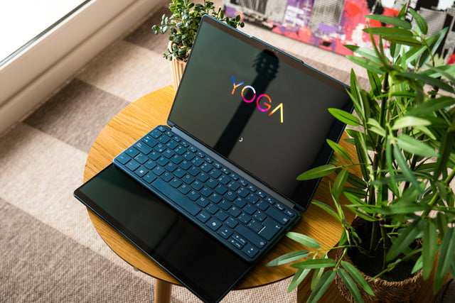 Lenovo Yoga Book 9i 14" Core Ultra 9 32GB RAM 1TB - Seminuevo Certificado
