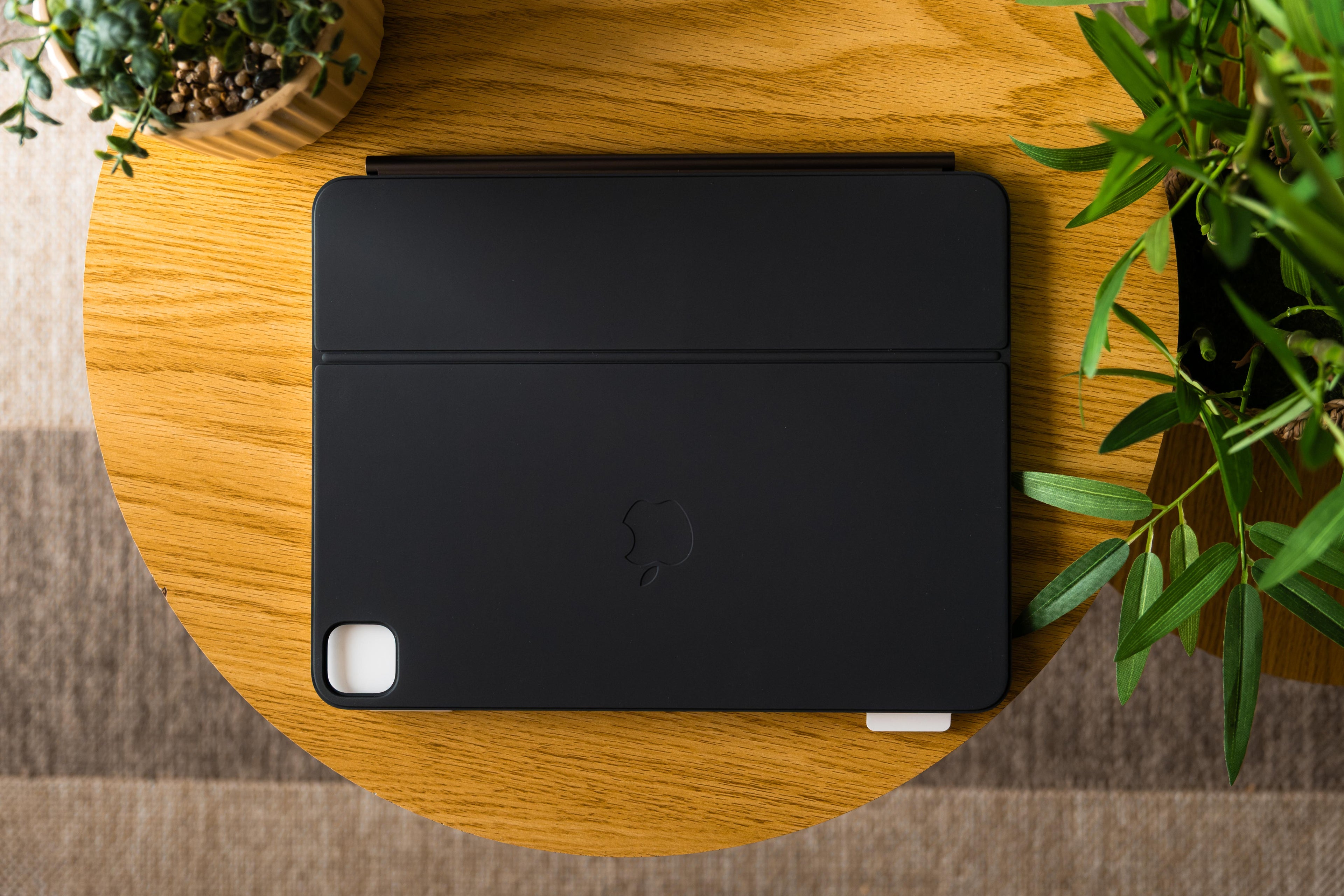 Magic Keyboard Para iPad Pro 13 (M4) - Open Box